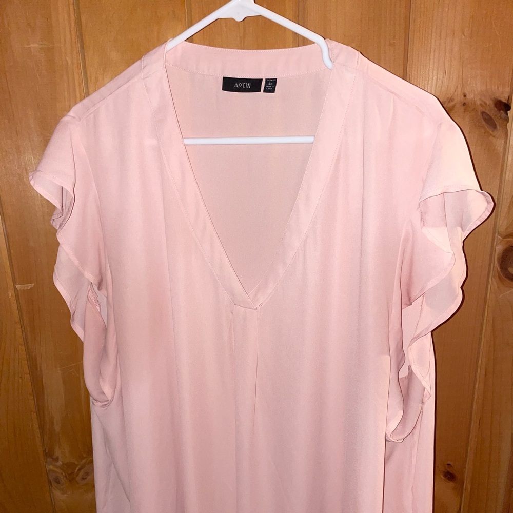 Apt 9 side 3x pink blouse